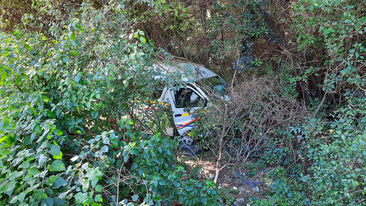 Multiple injured in M4 taxi vs car collision