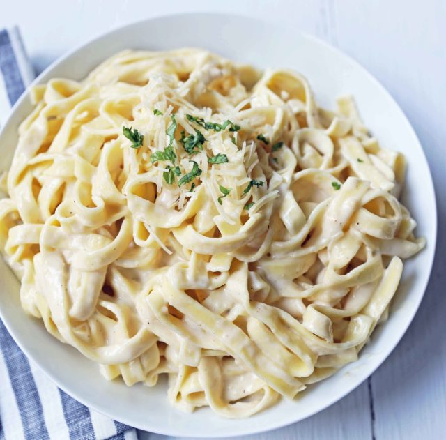 Fettuccine-Alfredo-Recipe-1 Peasy Fettuccini Alfredo recipe